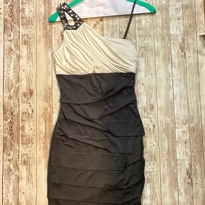 Short formal one shoulder dress